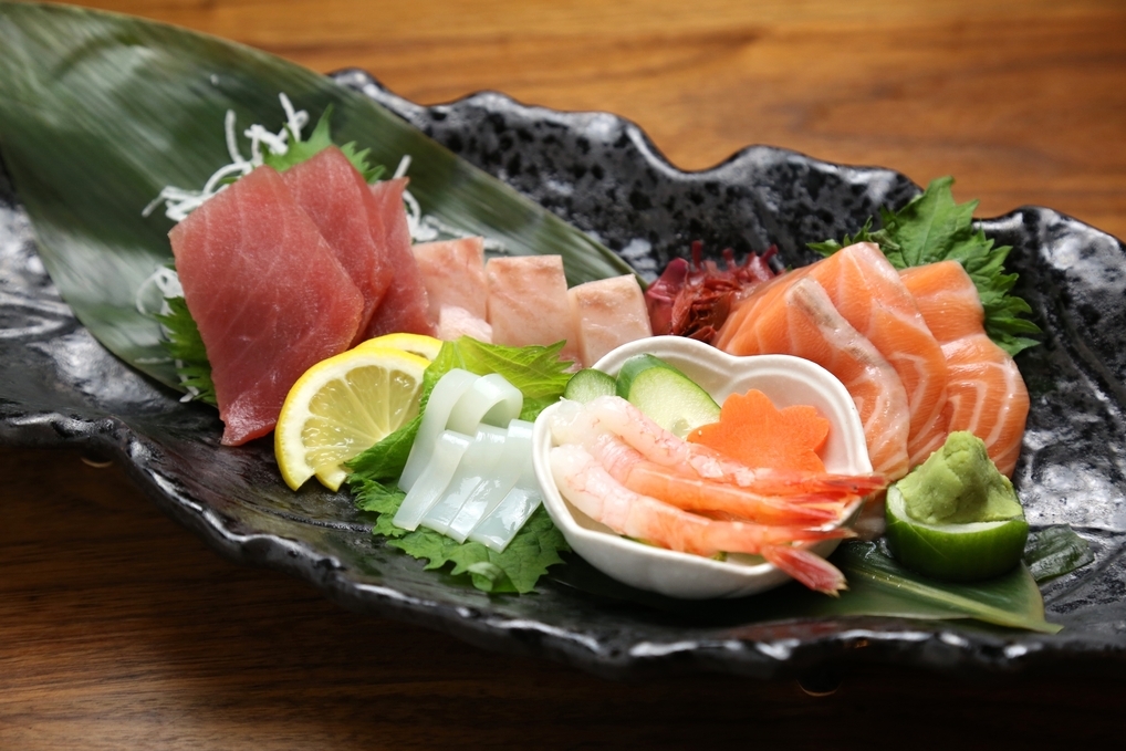 海鮮盛り合わせ(新倉敷店) 3種盛 2,000円~/4種盛/5種盛
